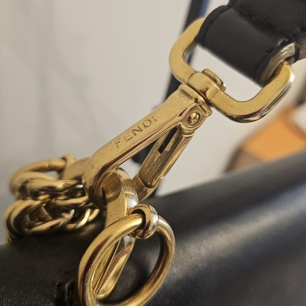 Fendi Kan I Scalloped Leather Chain Bag | Black | - Picture 14 of 14